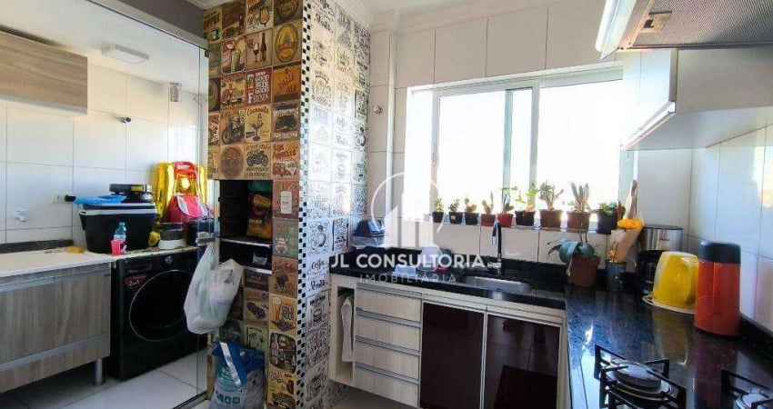 Apartamento semi mobiliado no Boneca do Iguaçu - SJP