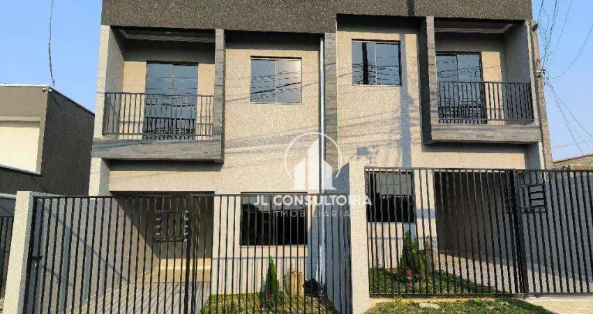 Sobrado com três quartos, espaço de terreno nos fundos com churrasqueira no Campo de Santana