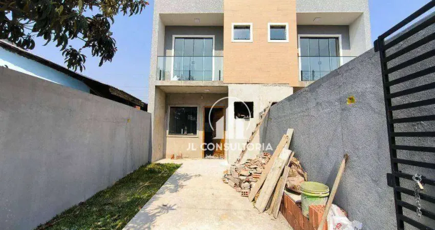 Sobrado no Stio Cercado - Bairro no 'A'  três quartos/suíte/terraço