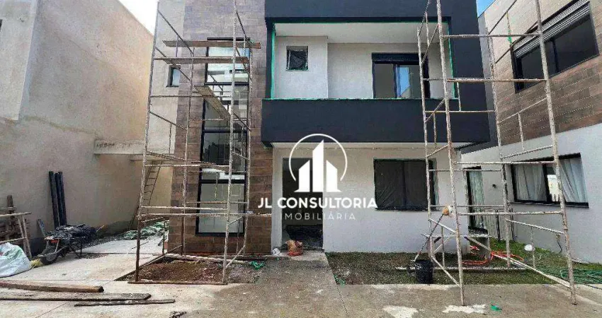 Sobrado à venda, 169 m² por R$ 829.000,00 - Uberaba - Curitiba/PR