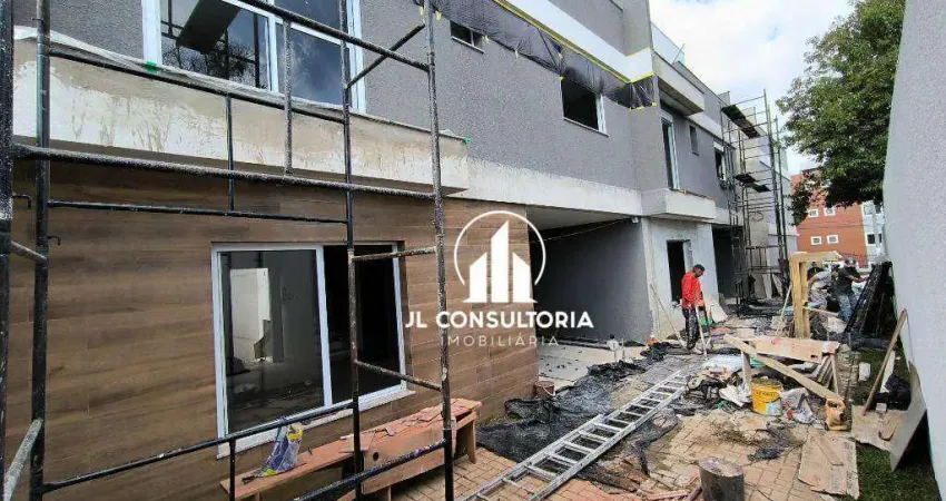 Sobrado à venda, 172 m² por R$ 860.000,00 - Portão - Curitiba/PR