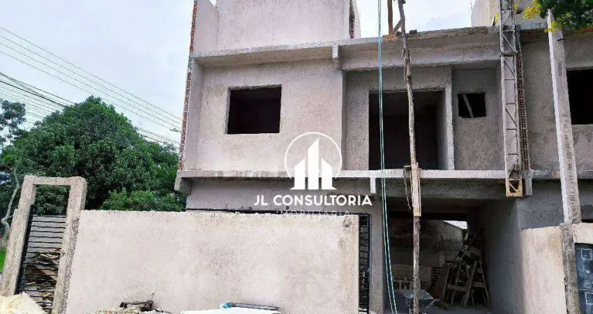 Sobrado com 4 dormitórios à venda, 150 m² por R$ 700.000 - Sítio Cercado - Curitiba/PR