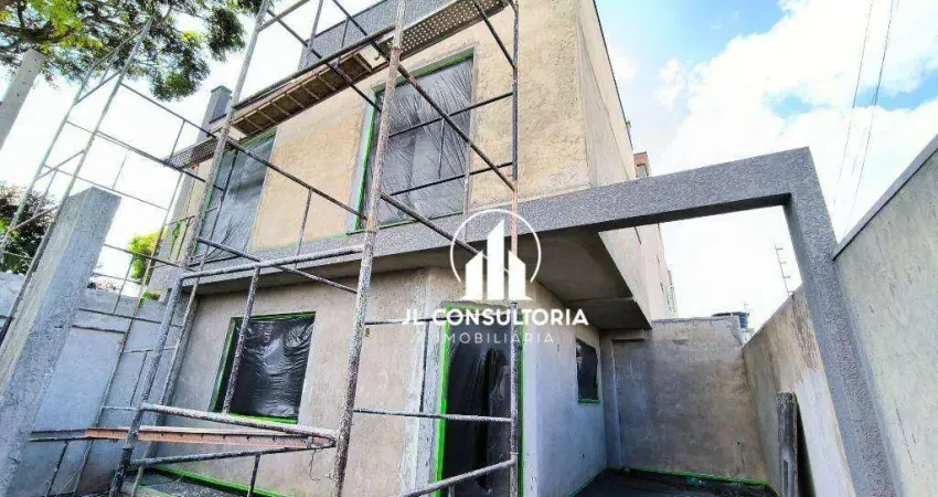 Sobrado com 3 dormitórios à venda, 123 m² por R$ 680.000 - Pinheirinho - Curitiba/PR