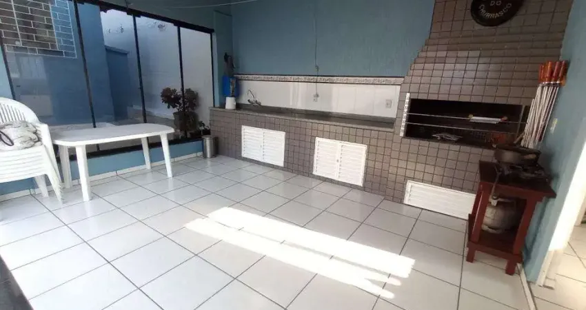 Casa com 3 quartos à venda na Rua Professor Clemente Pinto, Medianeira, Porto Alegre