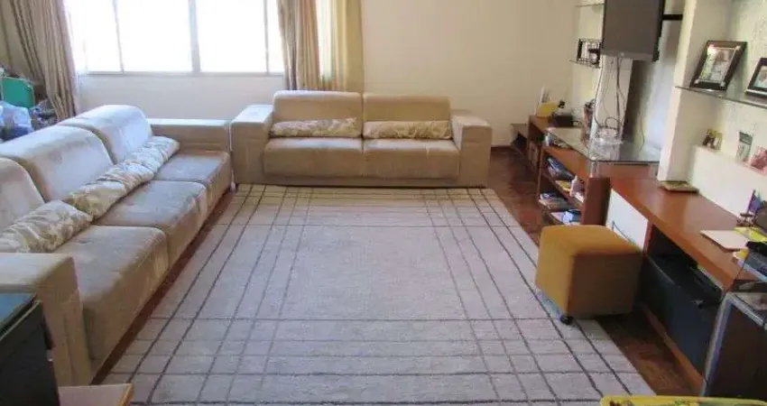 Casa com 4 quartos à venda na Rua Santa Cruz, Santa Tereza, Porto Alegre