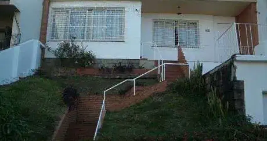 Casa com 3 quartos à venda na Rua Eurico Lara, Menino Deus, Porto Alegre