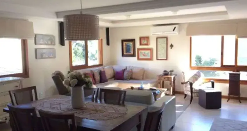 Casa com 3 quartos à venda na Rua General Rondon, Tristeza, Porto Alegre