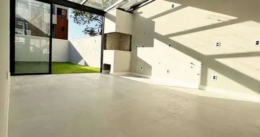 Casa com 3 quartos à venda na Rua Doutor Pereira Neto, Tristeza, Porto Alegre