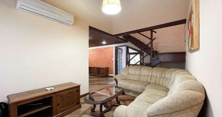 Casa com 3 quartos à venda na Rua Erechim, Nonoai, Porto Alegre