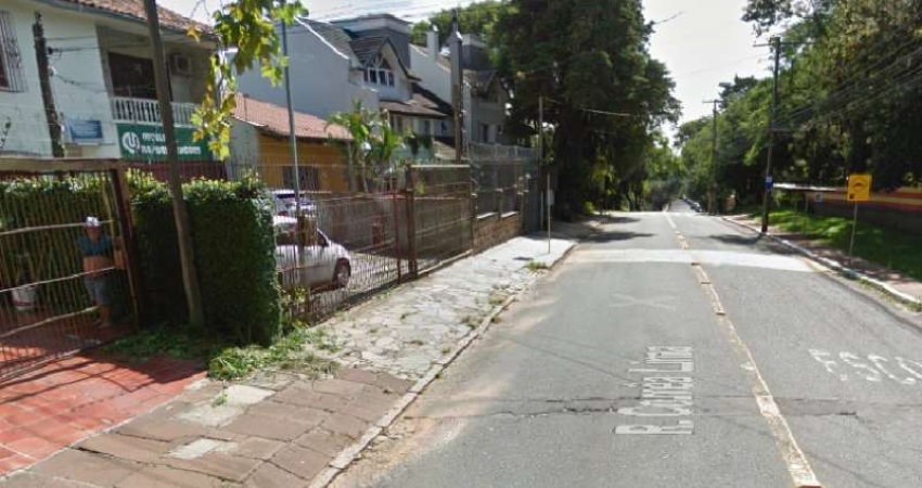 PREDIO COMERCIAL no bairro Santa Tereza em Porto Alegre