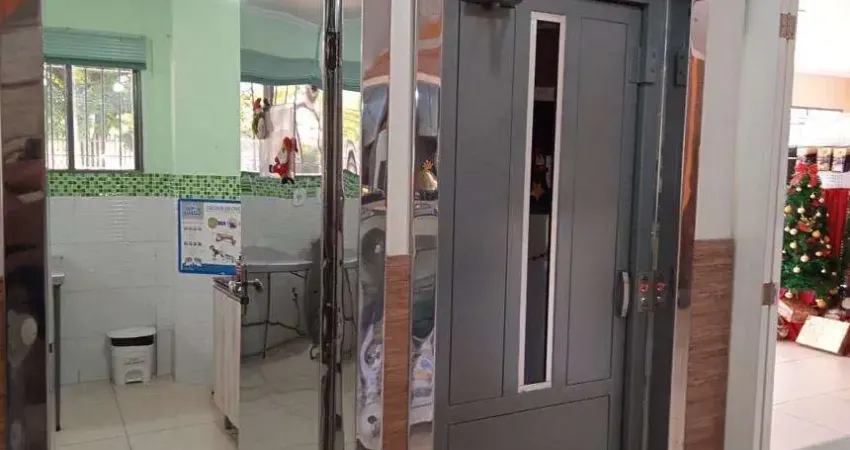 Casa comercial à venda na Rua Germano Hasslocher, Azenha, Porto Alegre