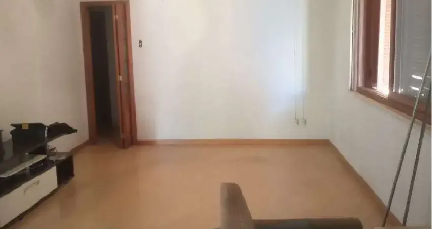 Casa com 3 quartos à venda na Rua Coronel Neves, Medianeira, Porto Alegre