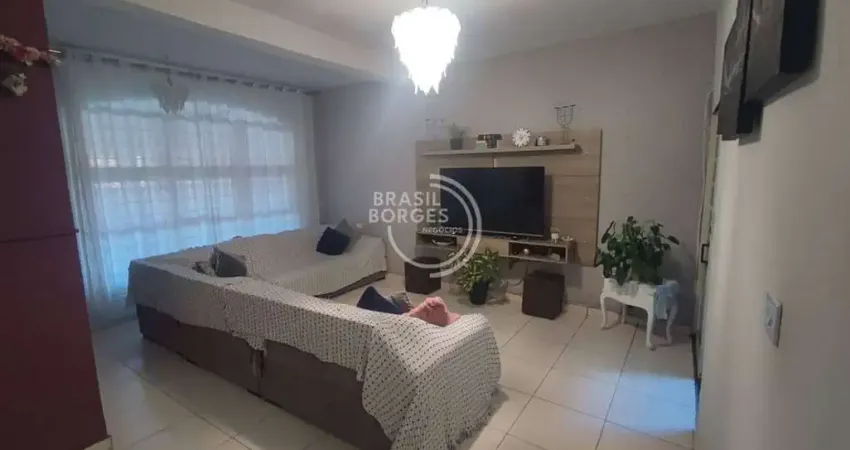 Sobrado com 3 quartos 2 banheiros próximo ao mc donalds itavuvu