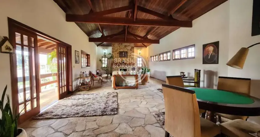 Chácara à venda em Araçoiaba da Serra – 2.000 m² de terreno, 2 casas, piscina e área verde