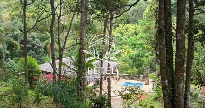 Chácara / sítio com 3 quartos à venda na Zona Rural, São Lourenço da Serra