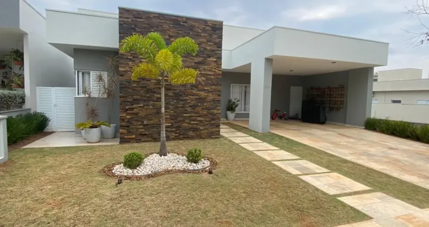 Belissima casa em condomínio-mobiliada- 3 dorms,3suítes,.área útil 192 m.ótima oportunidade!!