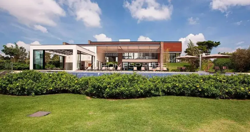 Condomínio Quinta da Baroneza. Casa à venda na Quinta da Baroneza, Bragança Paulista, 1260m², 6 suítes,, lazer, projeto Roberto De Pietro, mobiliada e decorada