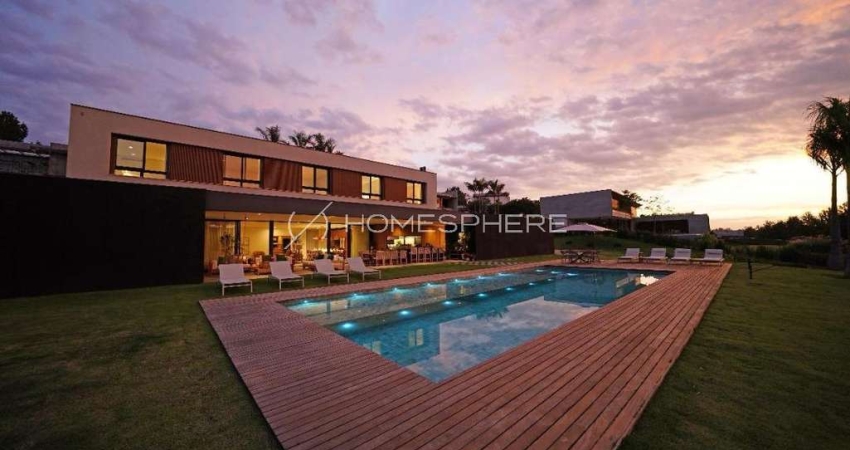 Casa de Condomínio na Quinta da Baroneza, 929 m², 6 quartos sendo 6 suítes,mobiliada e decorada, porteira fechada, 3 vagas e lazer na Rod. Alkindar Monteiro Junqueira Km 33,5