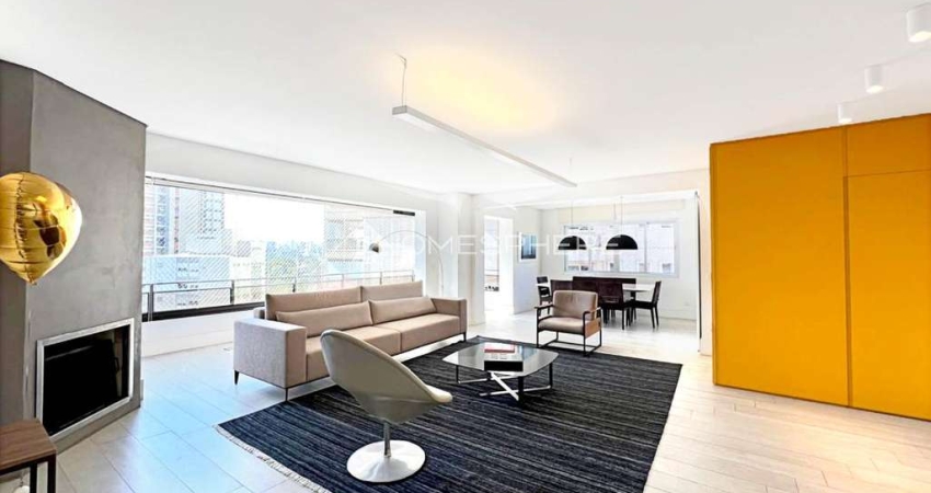 Edifício Kristal Park Rua Inajaroba, 17 - Vila Nova Conceição. Venda apartamento com 209 m², 3 quartos, sendo 3 suítes, varanda, 3 vagas e lazer. Próximo ao Parque Ibirapuera