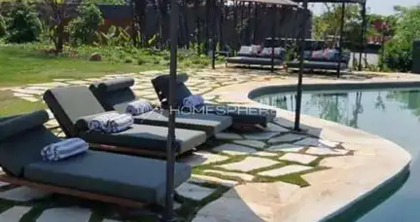 casa  em condomínio com 900.0 m², à venda na  Fazenda Boa Vista.