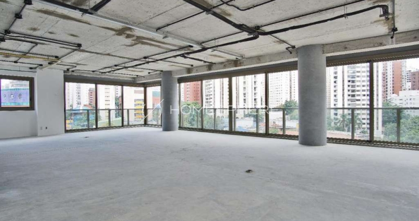 Apartamento com 358.67 m², 4 quartos sendo 4 suítes à venda no bairro Vila Nova Conceição.