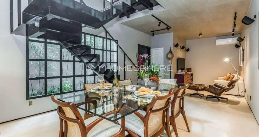 Casa à venda na Rua Bastos Pereira - Vila Nova Conceição. Casa com 4 quartos, sendo 3 suítes, 290 m², piscina, espaço gourmet, home theater e 2 vagas. Casas à venda em Vila Nova Conceição, São Paulo -