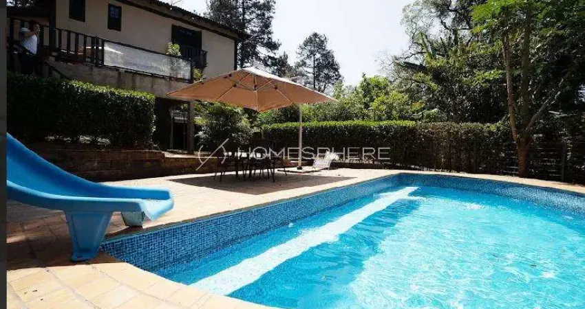 Casa de condomínio com 507 m², 5 quartos sendo 2 suítes à venda no bairro Morada dos Pássaros.