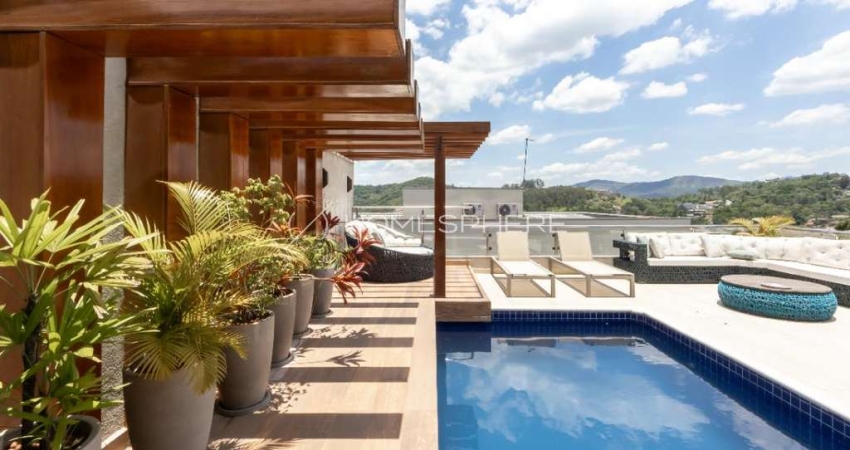 Casa de condomínio com 464 m², 4 suítes , Piscina e Studio Acústico