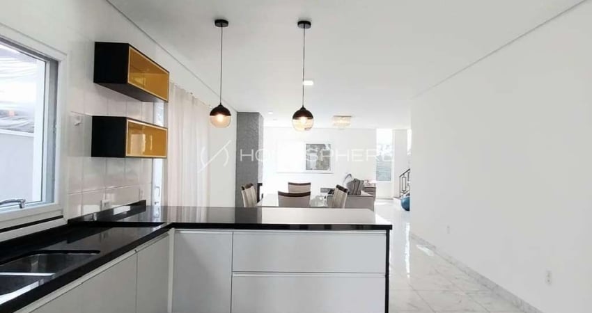 Casa a venda em Aldeia da Serra com 3 suítes e Jardim