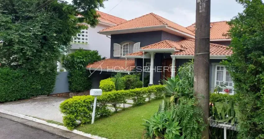 Casa de condomínio com 345 m², Piscina,  3 suítes à venda em Alphaville.