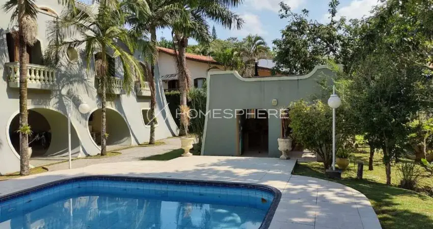 Casa de condomínio com 1098 m², 4 quartos sendo 4 suítes à venda no bairro Alphaville.