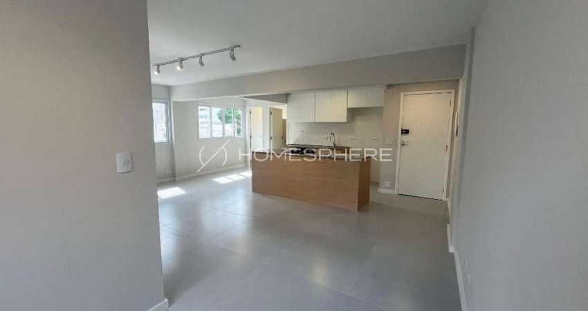 Apartamento com 80 m², 2 quartos e 1 vaga de garagem  à venda recém reformado em Moema.