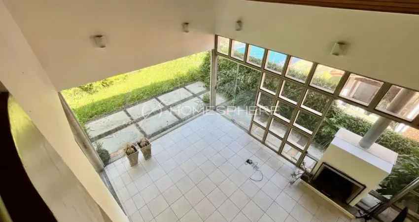 Casa a venda em Aldeia da Serra com 3 dorms !