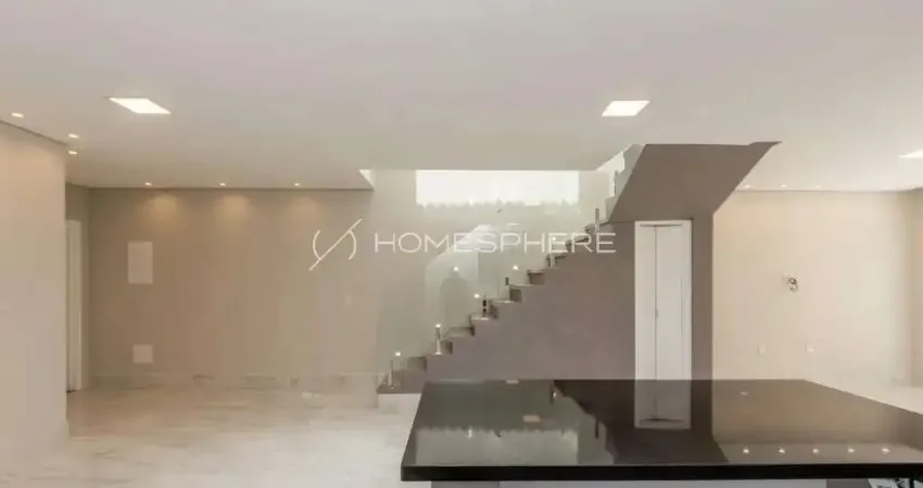 Casa de condomínio com 223 m², 3 quartos sendo 3 suítes à venda no bairro Aldeia da Serra.