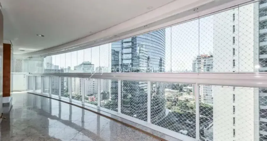 Apartamento com varanda e vista - 200 m² e 3 suítes para alugar no bairro itaim bibi.