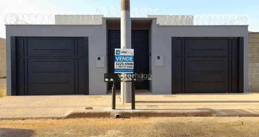 Casa com 2 dormitórios à venda, 66 m² por R$ 350.000,00 - Jardim Ipanema - Uberlândia/MG