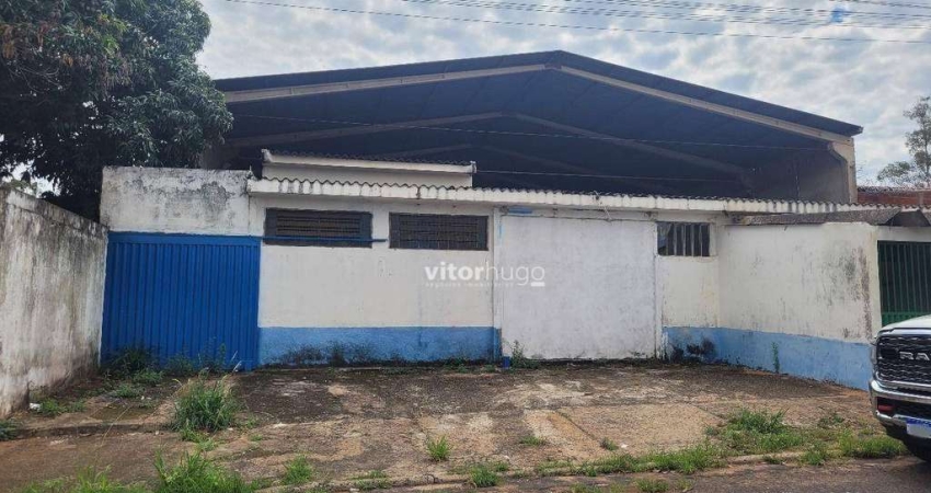 Barracão / Galpão / Depósito com 3 salas à venda na Nossa Senhora das Graças, Uberlândia 