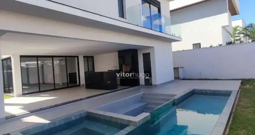 Casa em condomínio fechado com 3 quartos à venda no Jardim Versailles, Uberlândia 