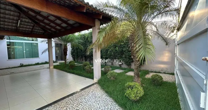 Casa com 3 dormitórios à venda, 160 m² por R$ 950.000,00 - Bosque dos Buritis - Uberlândia/MG