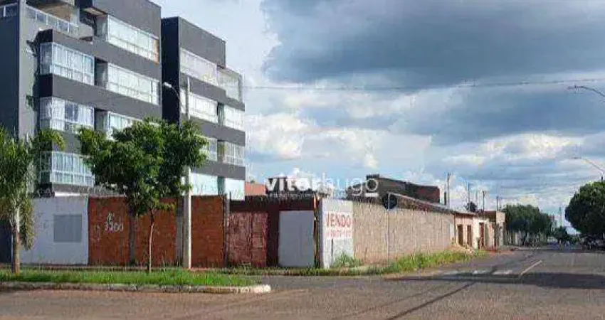 Terreno à venda, 450 m² por R$ 520.000,00 - Santa Mônica - Uberlândia/MG