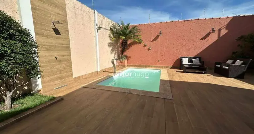 Casa com 3 dormitórios à venda, 260 m² por R$ 990.000,00 - Nossa Senhora Aparecida - Uberlândia/MG