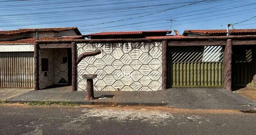 Casa em condomínio fechado com 4 quartos à venda no Planalto, Uberlândia