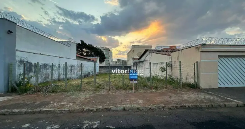 Terreno em condomínio fechado à venda no Santa Mônica, Uberlândia