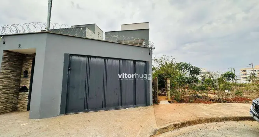 Casa em condomínio fechado com 3 quartos à venda no Novo Mundo, Uberlândia 