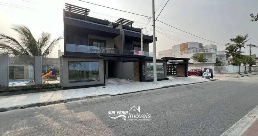 Triplex frente mar em Praia de leste