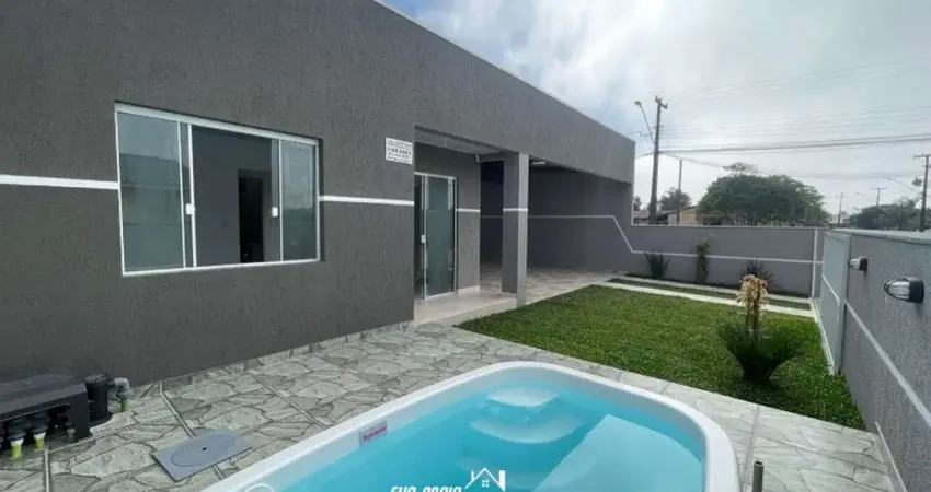 Casa de esquina com piscina, Matinhos-PR