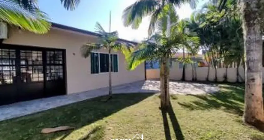 Casa a venda em Canoas - Pontal do Parana