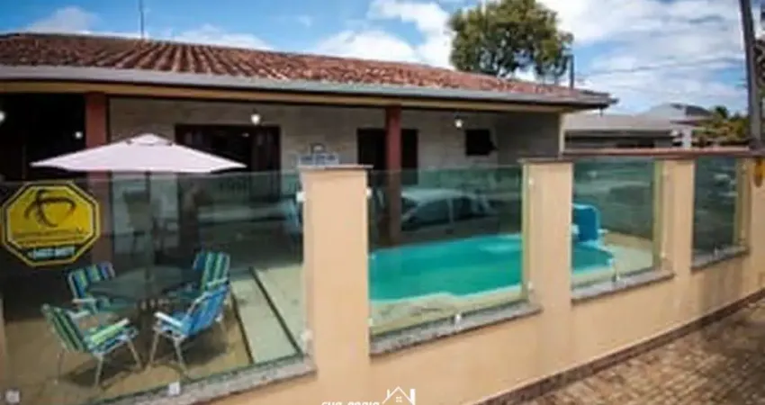 Casa à venda com piscina Santa Terezinha - Pontal