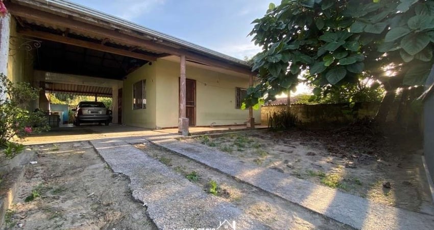 Casa a venda 02 dormitórios em Ipanema