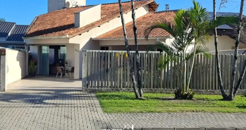 Casa com 5 quartos à venda na Cohapar, Guaratuba 